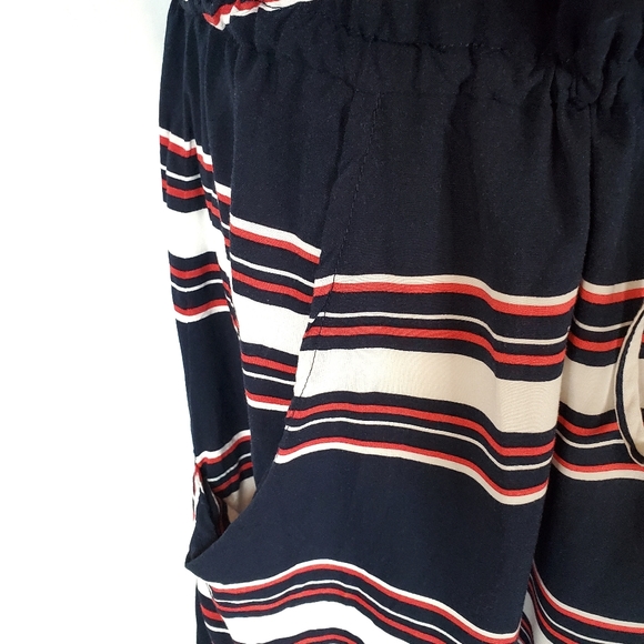 Gap Dress W/ POCKETS! - Picture 2 of 6